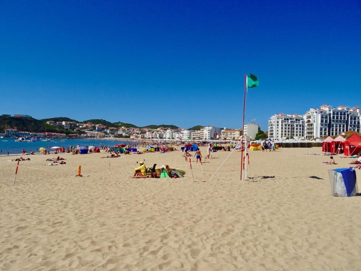 Pebble - 1 Bedroom Apartment Sleeps 5 With Pool & Tennis Court São Martinho do Porto Eksteriør bilde