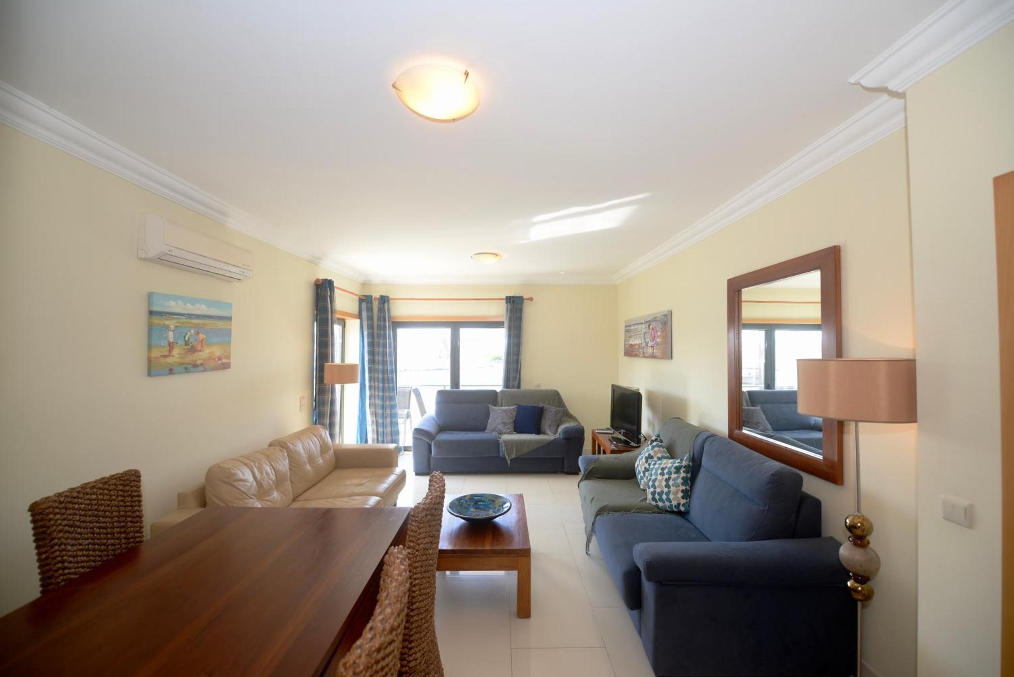 Pebble - 1 Bedroom Apartment Sleeps 5 With Pool & Tennis Court São Martinho do Porto Eksteriør bilde