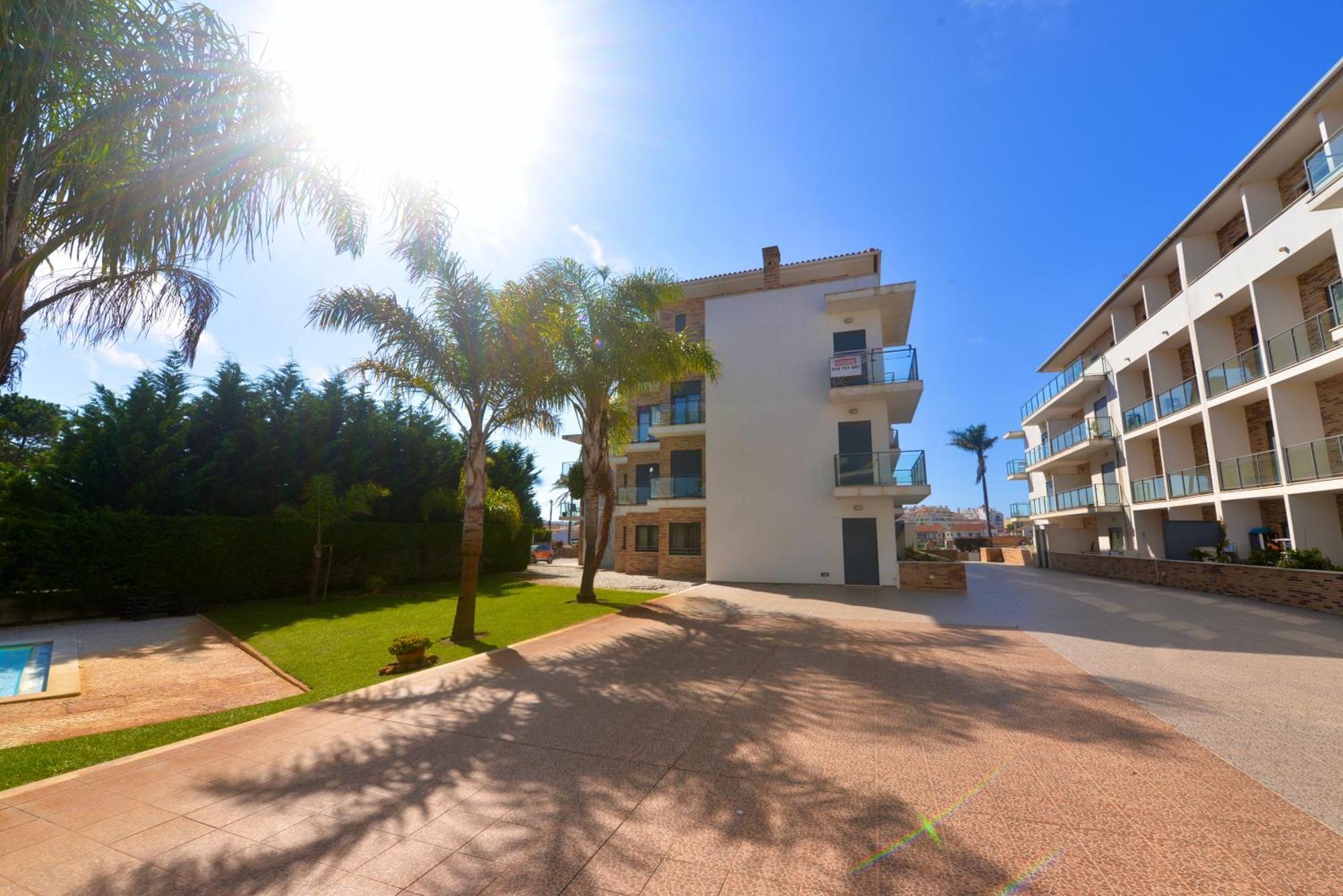 Pebble - 1 Bedroom Apartment Sleeps 5 With Pool & Tennis Court São Martinho do Porto Eksteriør bilde